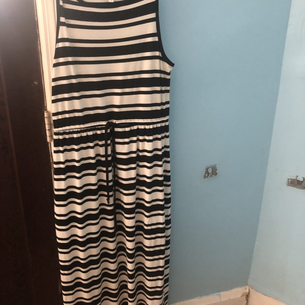 Women's dress